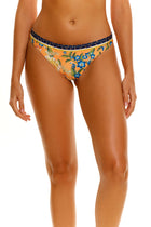 Thumbnail - Jardim-Ilu-Bikini-Bottom-14826-front-with-model-reversible-side - 2