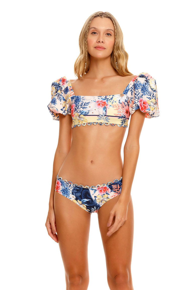 ross-zoe-bikini-bottom-11093-front-reversible-side-with-model - 5
