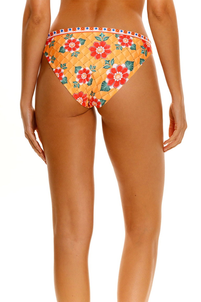 Tile-Ilu-Bikini-Bottom-14827-back-with-model-reversible-side - 8